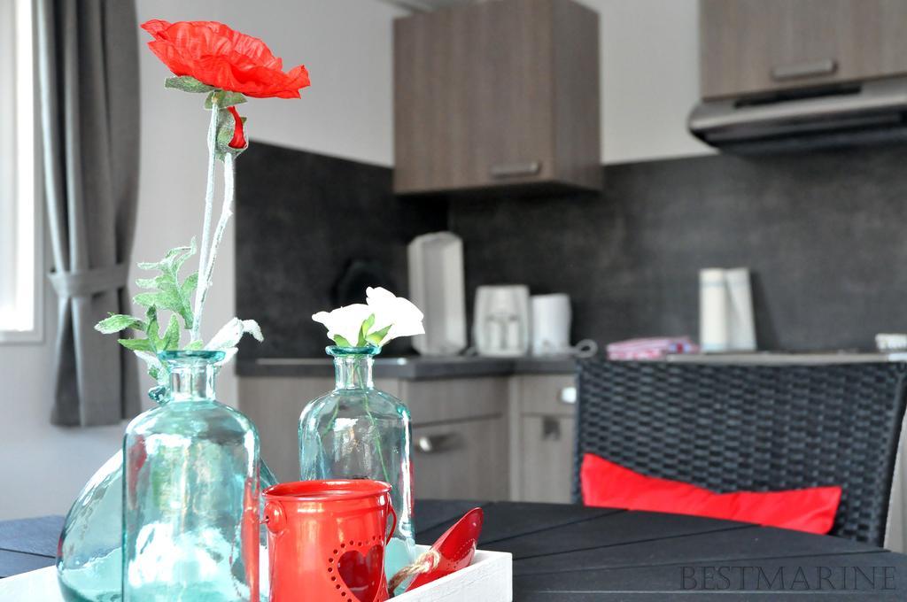 Bestmarine Waterchalets Flevo Marina