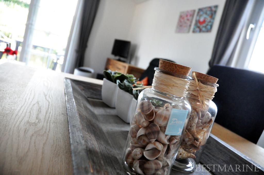 Bestmarine Waterchalets Flevo Marina Chalet Lelystad