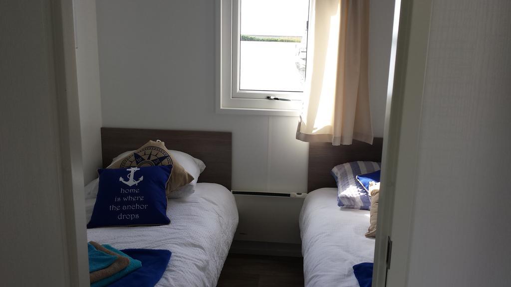Chalet Bestmarine Waterchalets Flevo Marina