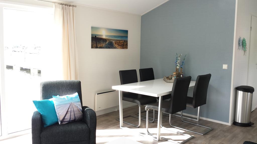 Chalet Bestmarine Waterchalets Flevo Marina Lelystad